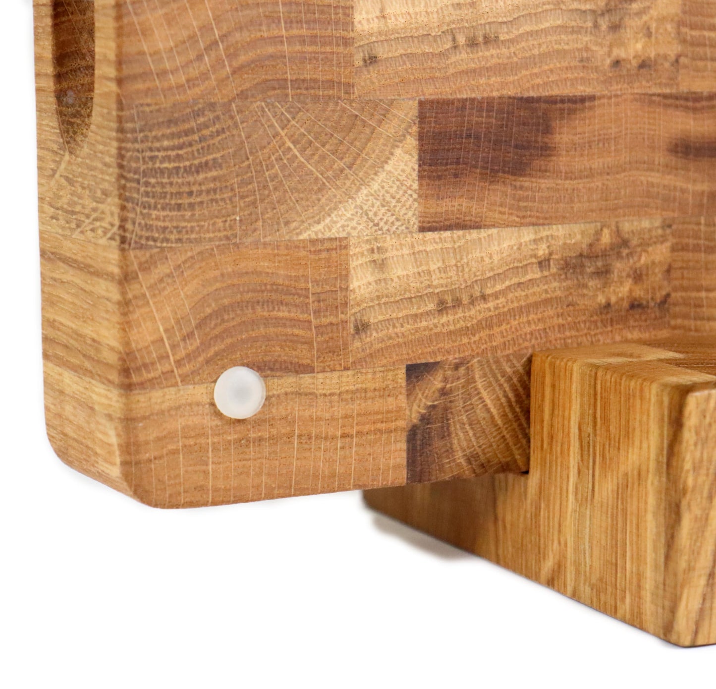 B4K® Eiche Stirnholz Schneidebrett 50x35 cm – Hackblock mit Saftrille, Griffen & Silikonfüßen – Für Küche, Fleisch & BBQ