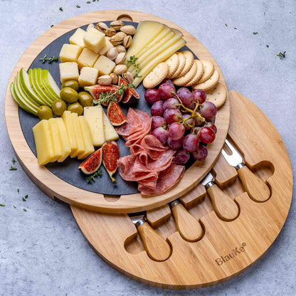 Rundes Bambus Käsebrett 30 cm mit Messer Set & Schieferplatte – Drehbare Servierplatte für Käse & Snacks – Cheese Charcuterie Board