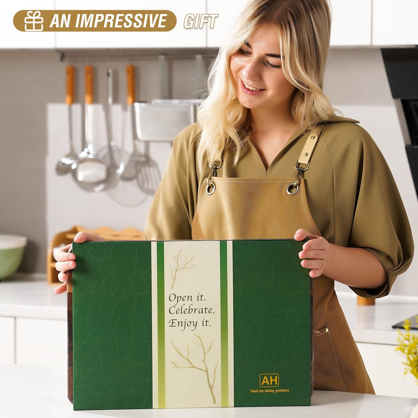 AZRHOM Walnussholz Schneidebrett 45x30 cm – Dickes, Wendbares Küchenbrett mit Saftrille & Antirutschmatten, Metzger-/Servierbrett