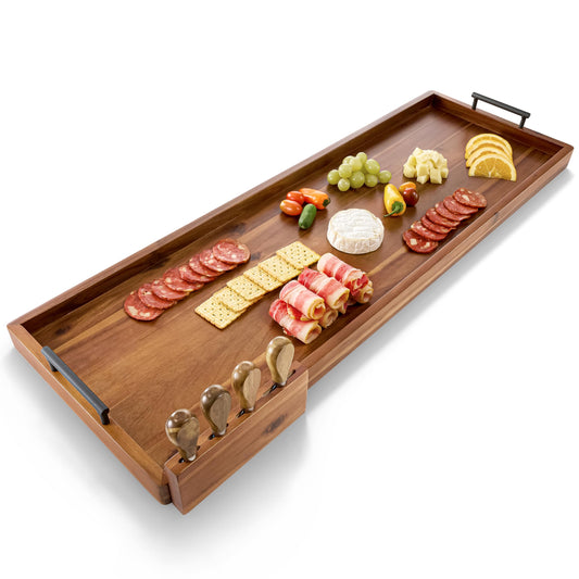 TIDITA Charcuterie Brett 91,4 cm – Akazienholz Servierbrett mit Metallgriffen & 4 Käsemessern, großes Holzbrett für Käse, Snacks & Vorspeisen